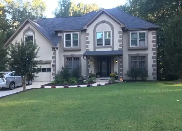 Property at 6875 Shadow Ridge Ln, Stone Mountain, GA, 30087, 2 beds, 1.5 baths, [object Object]
