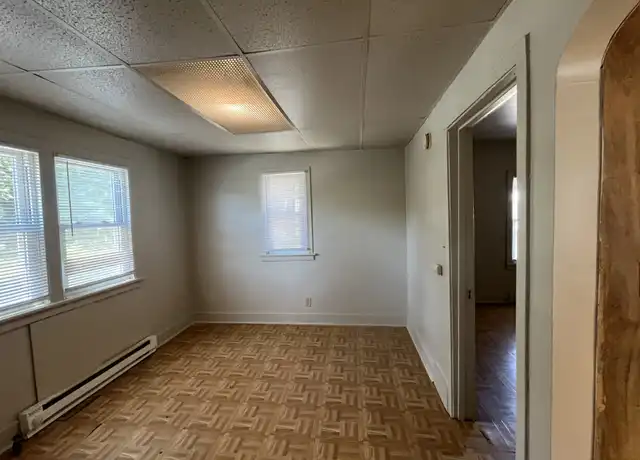 Property at 2929 Baker St, Muskegon, MI, 49444, 1 bed, 1 bath, [object Object]