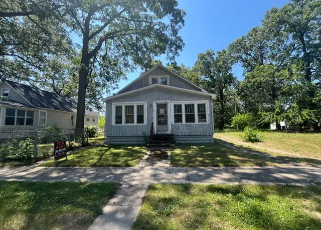 Property at 2929 Baker St, Muskegon, MI, 49444, 1 bed, 1 bath, [object Object]
