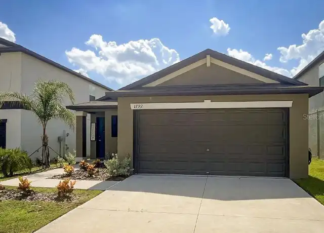 Property at 1792 Yellow Trl, Lakeland, FL, 33801, 3 beds, 2 baths, [object Object]