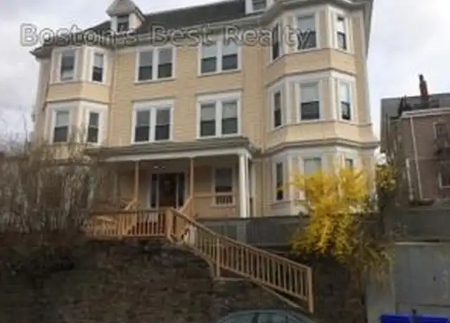 Property at 68 Boylston St Unit 4, Brookline, MA, 02445, 3 beds, 1 bath, [object Object]