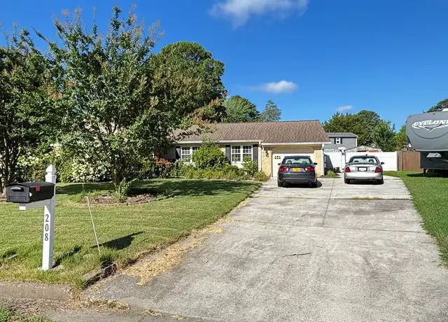 Property at 208 Tice Ct, Virginia Beach, VA, 23462, 4 beds, 2 baths, [object Object]