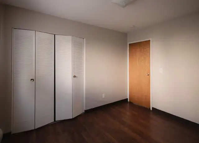Property at 705 NE 2nd St Unit 102, Minneapolis, MN, 55413, 1 bed, 1 bath, [object Object]