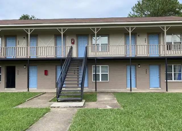 Property at 1150 Hollywood Dr Unit 423, Jackson, TN, 38301, 2 beds, 1 bath, [object Object]