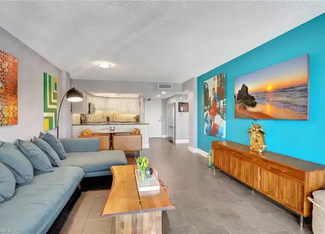 Property at 1 Bluebill Ave #403, Naples, FL, 34108, 1 bed, 1 bath, [object Object]