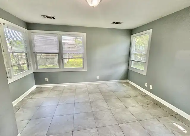 Property at 4005 Woodruff Ave, Louisville, KY, 40215, 2 beds, 1 bath, [object Object]
