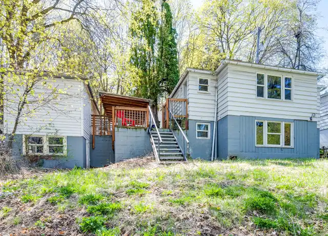 Property at 720 NE Illinois St, Pullman, WA, 99163, 3 beds, 2 baths, [object Object]