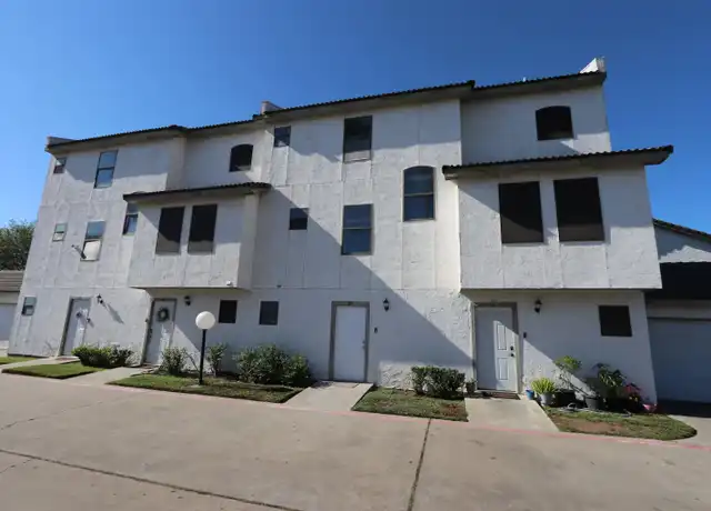 Property at 100 W Village Blvd #10, Laredo, TX, 78041, 2 beds, 2.5 baths, [object Object]