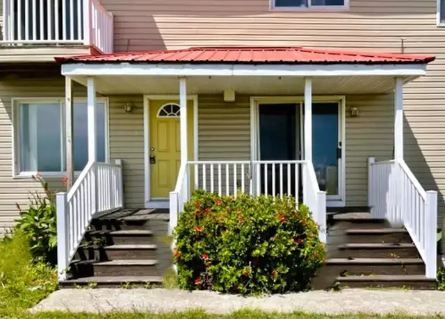 Property at 133 SE 48th St Unit 3, Oak Island, NC, 28465, 2 beds, 1.5 baths, [object Object]