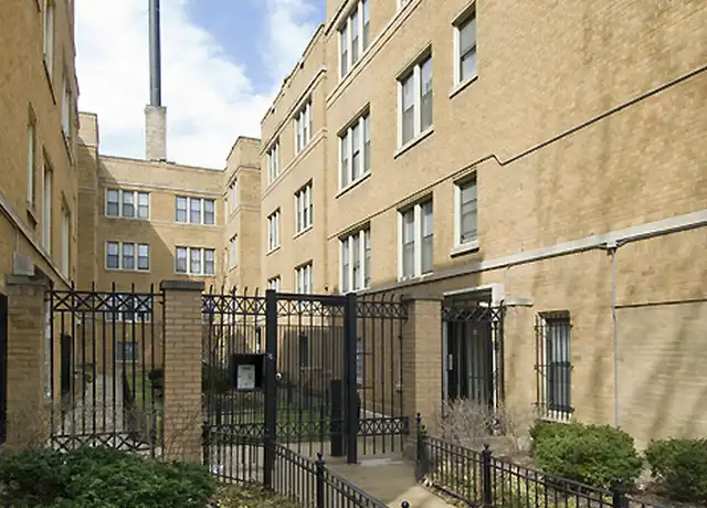 Property at 5056 N Kenmore Ave Unit 4, Chicago, IL, 60640, 1 bed, 1 bath, [object Object]