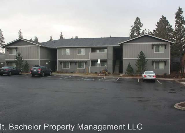 Photo of 200 SW Summer Lake Dr, Bend, OR 97702