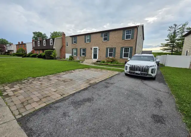 Property at 97 Fairgreen Dr Unit 97, Buffalo, NY, 14228, 3 beds, 1.5 baths, [object Object]
