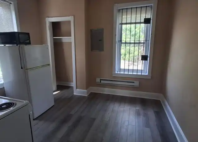 Property at 3608 N 19th St Unit 3, Philadelphia, PA, 19140, 2 beds, 1 bath, [object Object]