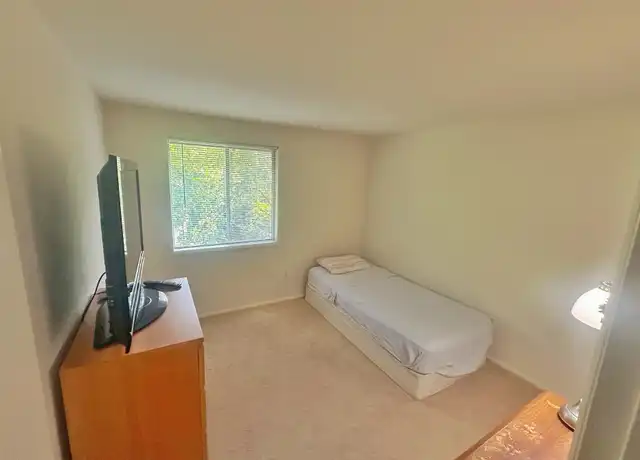 Property at 8916 Footstep Ct, Annandale, VA, 22003, 1 bed, 1 bath, [object Object]