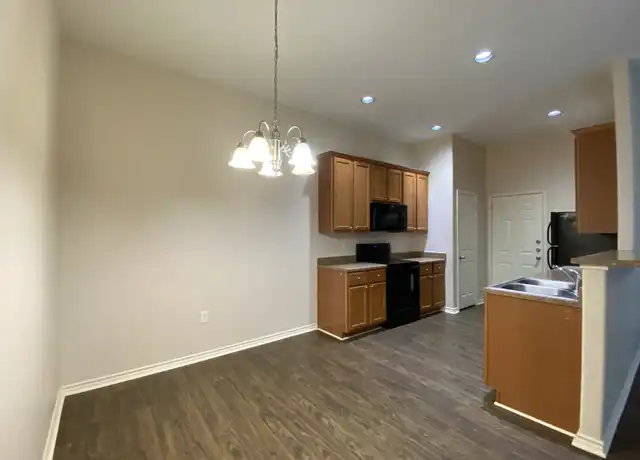 Property at 1209 Fig St, Jourdanton, TX, 78026, 3 beds, 2 baths, [object Object]