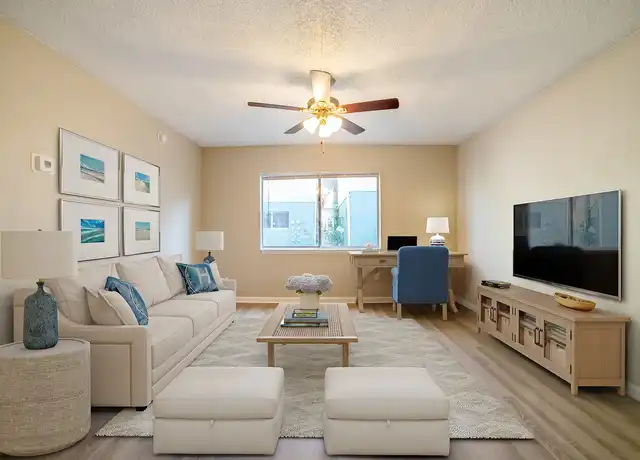 Property at Lago Bello Apartment Homes - 13533 Gragston Cir, Tampa, FL, 33613, 1-2 bed, 1 bath, [object Object]