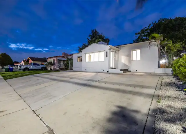 Property at 2729 SW 18th St Unit 1, Miami, FL, 33145, 0 beds, 1 bath, [object Object]