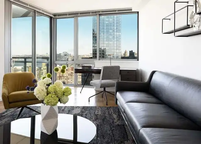 Property at 505 W 37th St Unit 1004, New York, NY, 10018, 2 beds, 1 bath, [object Object]