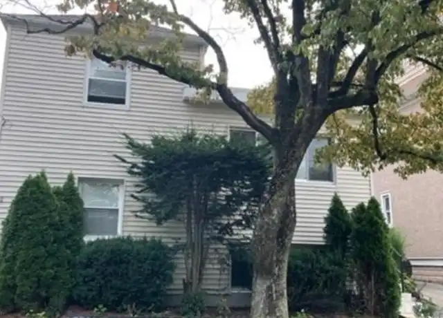 Property at 52 Parkway Rd, Bronxville, NY, 10708, 1 bed, 1 bath, [object Object]