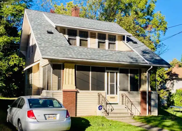 Property at 685 Longview Ave, Akron, OH, 44307, 3 beds, 1 bath, [object Object]