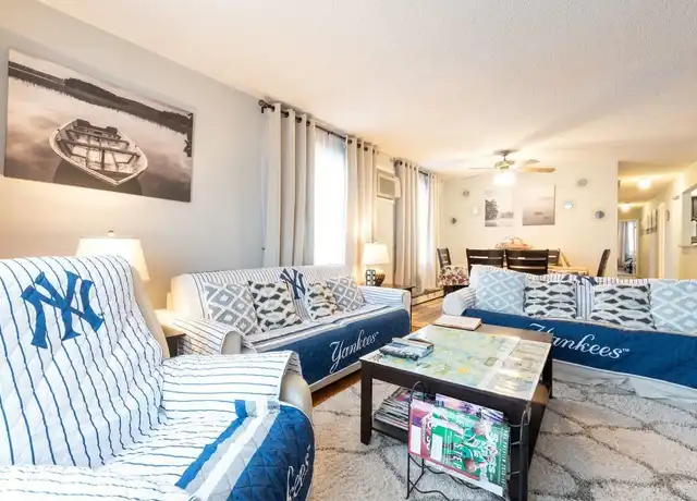 Property at 26 Stagg St Unit 2, Jersey City, NJ, 07306, 3 beds, 2 baths, [object Object]