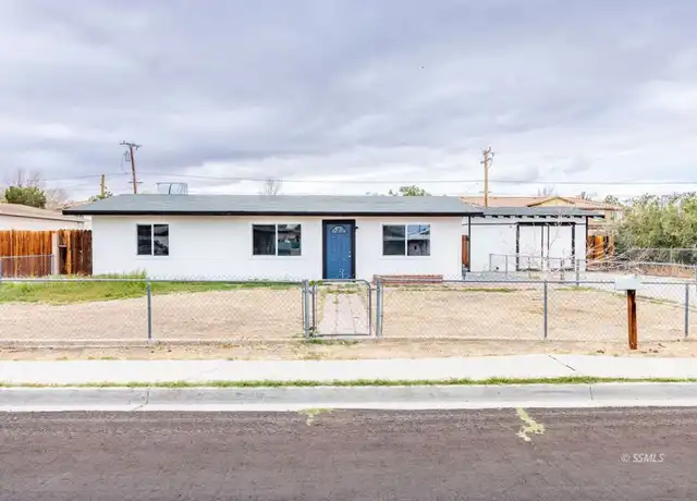 Property at 341 S Gordon St, Ridgecrest, CA, 93555, 3 beds, 1 bath, [object Object]