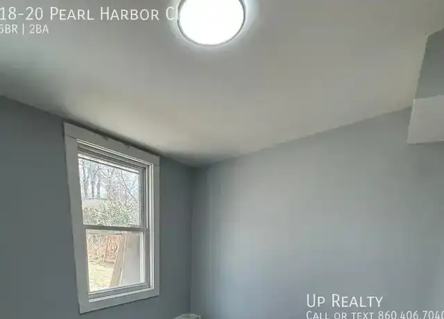 Property at 18-20 Pearl Harbor Cir Unit left, Bridgeport, CT, 06610, 5 beds, 2 baths, [object Object]