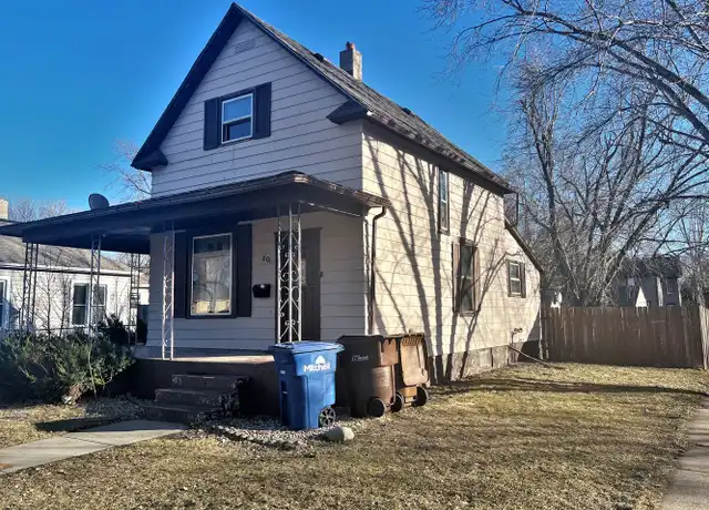 Property at 801 E 6th Ave, Mitchell, SD, 57301, 4 beds, 1 bath, [object Object]