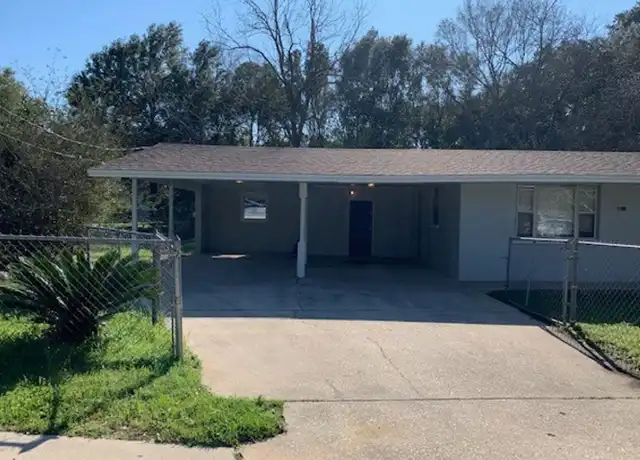 Property at 401 Hancock Ln, Pensacola, FL, 32503, 2 beds, 1 bath, [object Object]