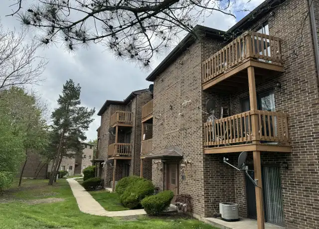 Property at 2238 Abbeywood Dr Unit E, Lisle, IL, 60532, 2 beds, 2 baths, [object Object]