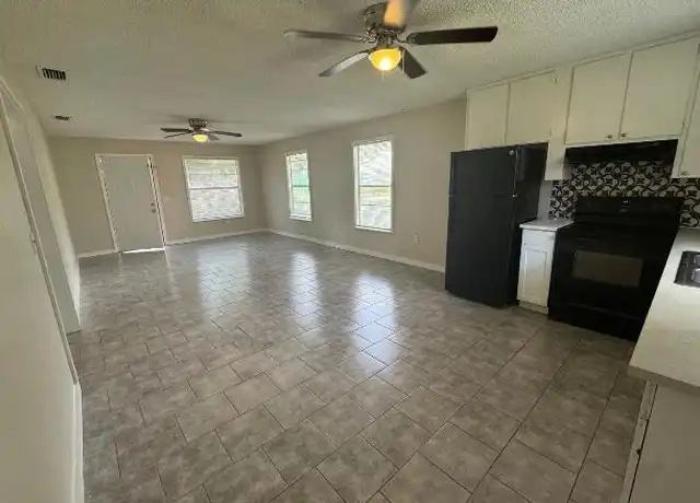 Property at 106 Jasper St, Bushnell, FL, 33513, 2 beds, 1 bath, [object Object]