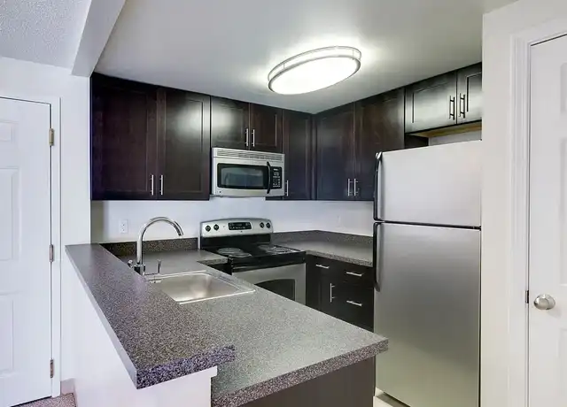 Property at Pondside at Littleton - 147 King St, Littleton, MA, 01460, 2-3 beds, 1-2 bath, [object Object]