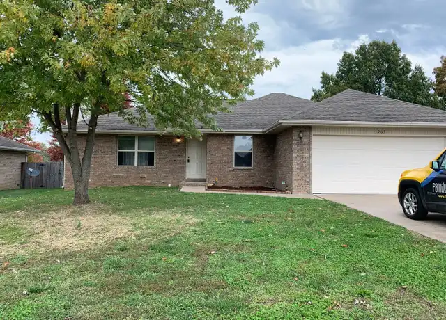 Property at 3963 W Eaglecrest St, Battlefield, MO, 65619, 3 beds, 2 baths, [object Object]