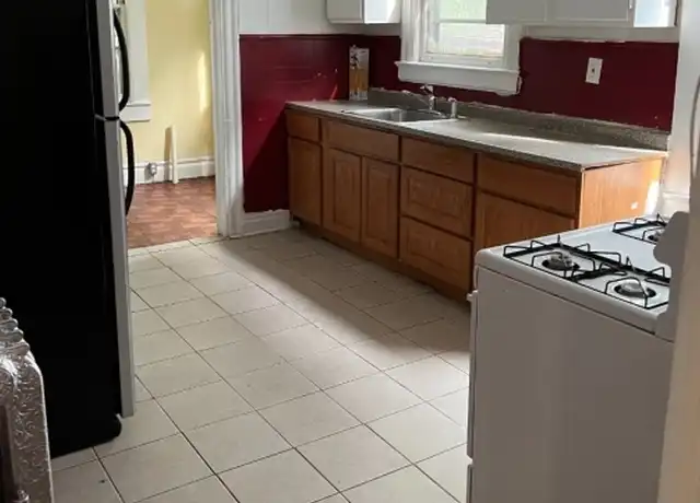 Property at 18 Farley Ave, Newark, NJ, 07108, 3 beds, 1 bath, [object Object]