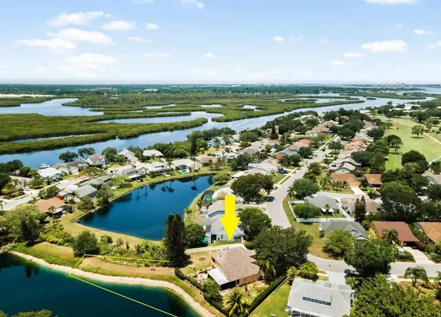 Property at 1009 45th St E, Bradenton, FL, 34208, 4 beds, 2.5 baths, [object Object]