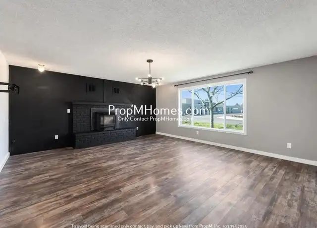 Property at 414 Market St, Lafayette, OR, 97127, 2 beds, 1 bath, [object Object]