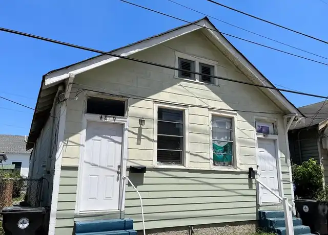 Property at 4879 Tchoupitoulas St, New Orleans, LA, 70115, 1 bed, 1 bath, [object Object]