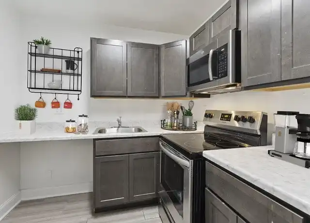 Property at Maple Walk Apartments - 1355 Maple Ave, Elsmere, DE, 19805, 2 beds, 1 bath, [object Object]