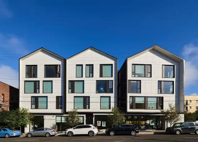 Property at 1475 SE 15th Ave Unit 404, Portland, OR, 97214, 0 beds, 1 bath, [object Object]