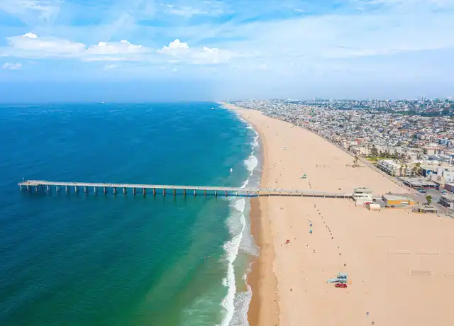 Property at 1436 Loma Dr Unit 001, Hermosa Beach, CA, 90254, 1 bed, 1 bath, [object Object]