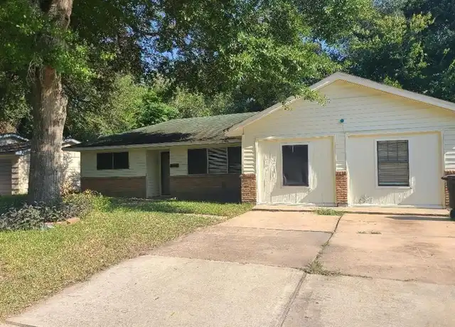 Property at 5203 Kelling St, Houston, TX, 77045, 4 beds, 3 baths, [object Object]