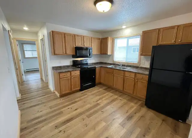 Property at 206 6th St W, West Fargo, ND, 58078, 3 beds, 2 baths, [object Object]