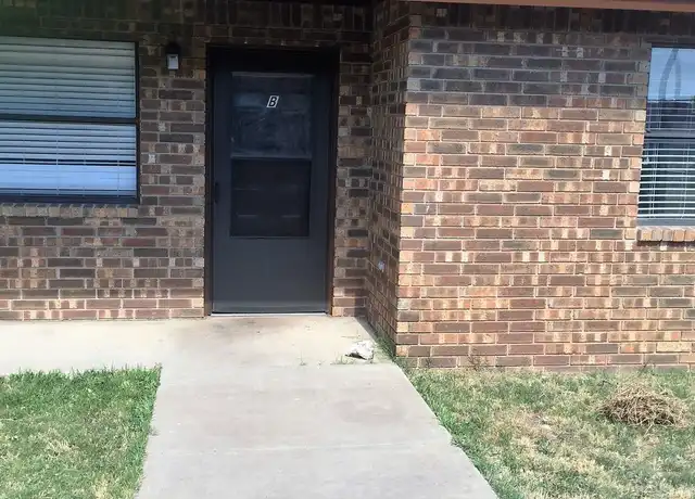 Property at 921 W 15th Ln Unit A, Portales, NM, 88130, 2 beds, 1 bath, [object Object]