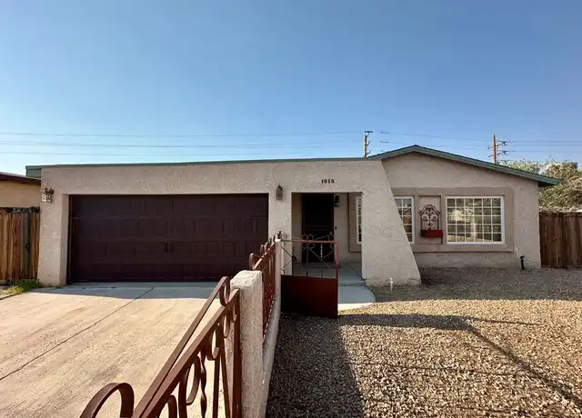 Property at 1013 Glacier Dr, Barstow, CA, 92311, 3 beds, 2.5 baths, [object Object]