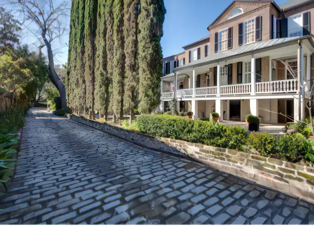 Property at 69 Anson St, Charleston, SC, 29401, 2 beds, 2.5 baths, [object Object]