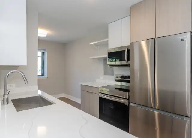 Property at 1533 N Wieland St Unit 2E, Chicago, IL, 60610, 1 bed, 1 bath, [object Object]