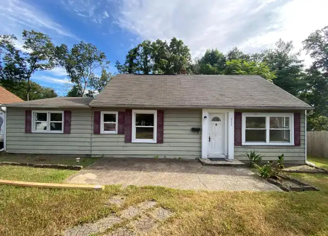 Property at 217 Hillcrest Dr, Fredericksburg, VA, 22401, 3 beds, 2 baths, [object Object]
