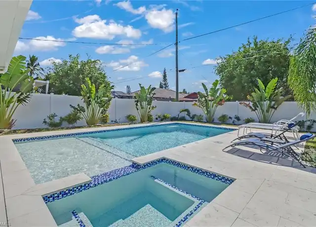 Property at 724 100th Ave N, Naples, FL, 34108, 3 beds, 2 baths, [object Object]