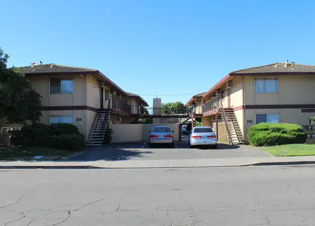 Property at 208 E Vine St Unit 6B, Lodi, CA, 95240, 1 bed, 1 bath, [object Object]