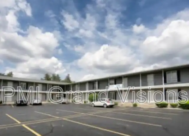 Property at 1305 18th St Unit 6, Charleston, IL, 61920, 2 beds, 1 bath, [object Object]